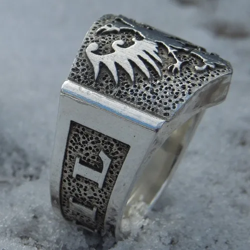 Srebrni prsten sa dvoglavim orlom Nemanjica desni profil - Silver ring with double headed eagle right side view